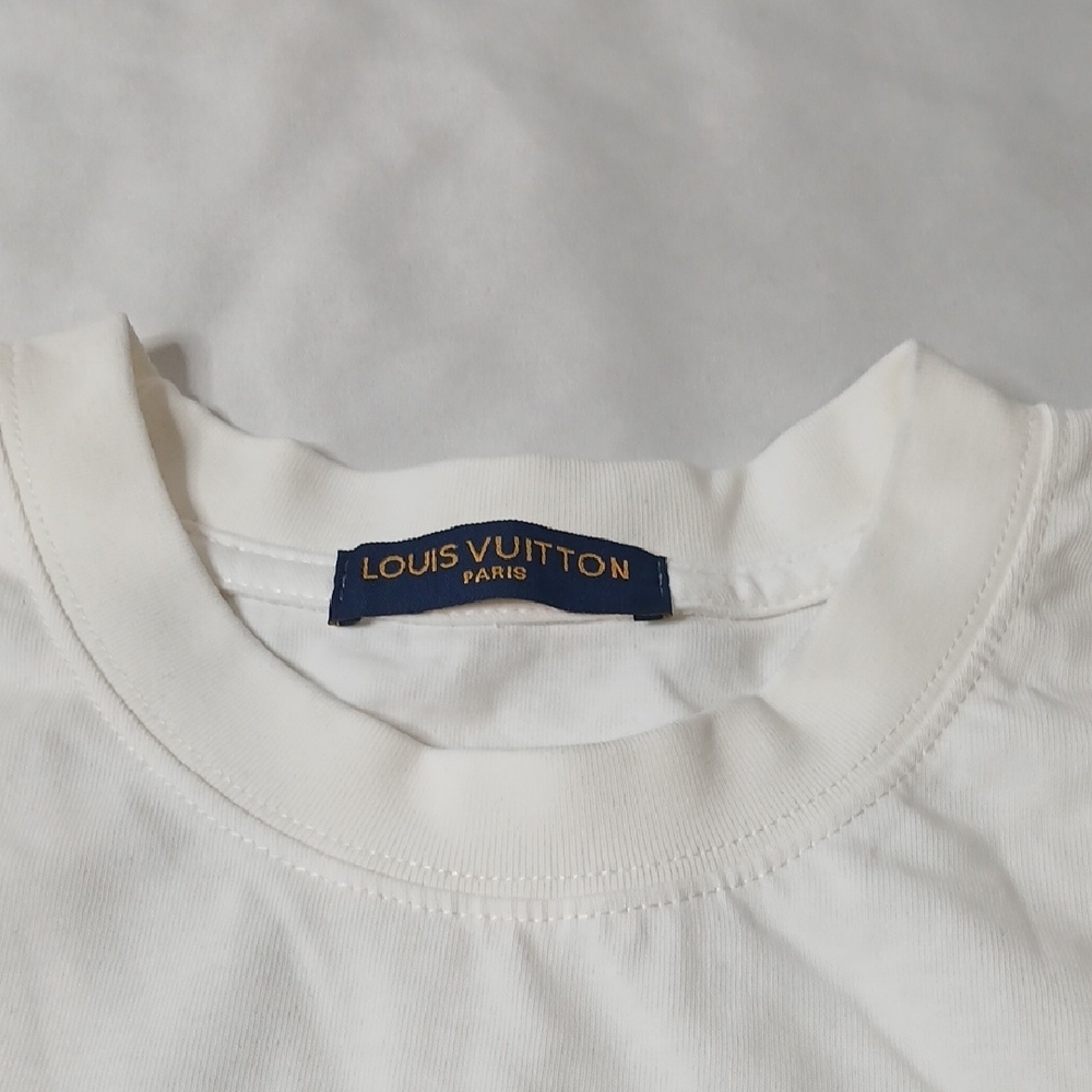 Louis Vuitton White Tee with Blue Dragon - Picture 4 of 5